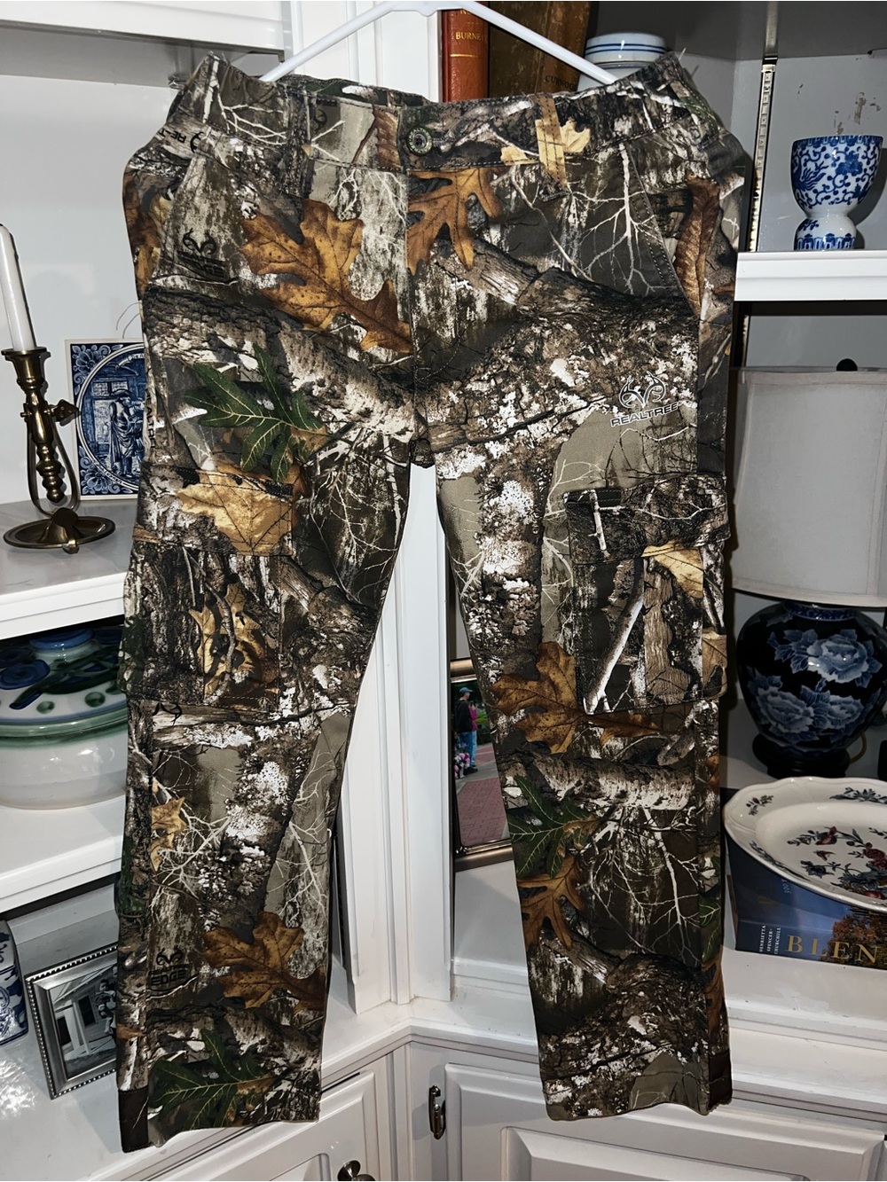 Realtree Kids Cargo Pants in Woodland Camouflage